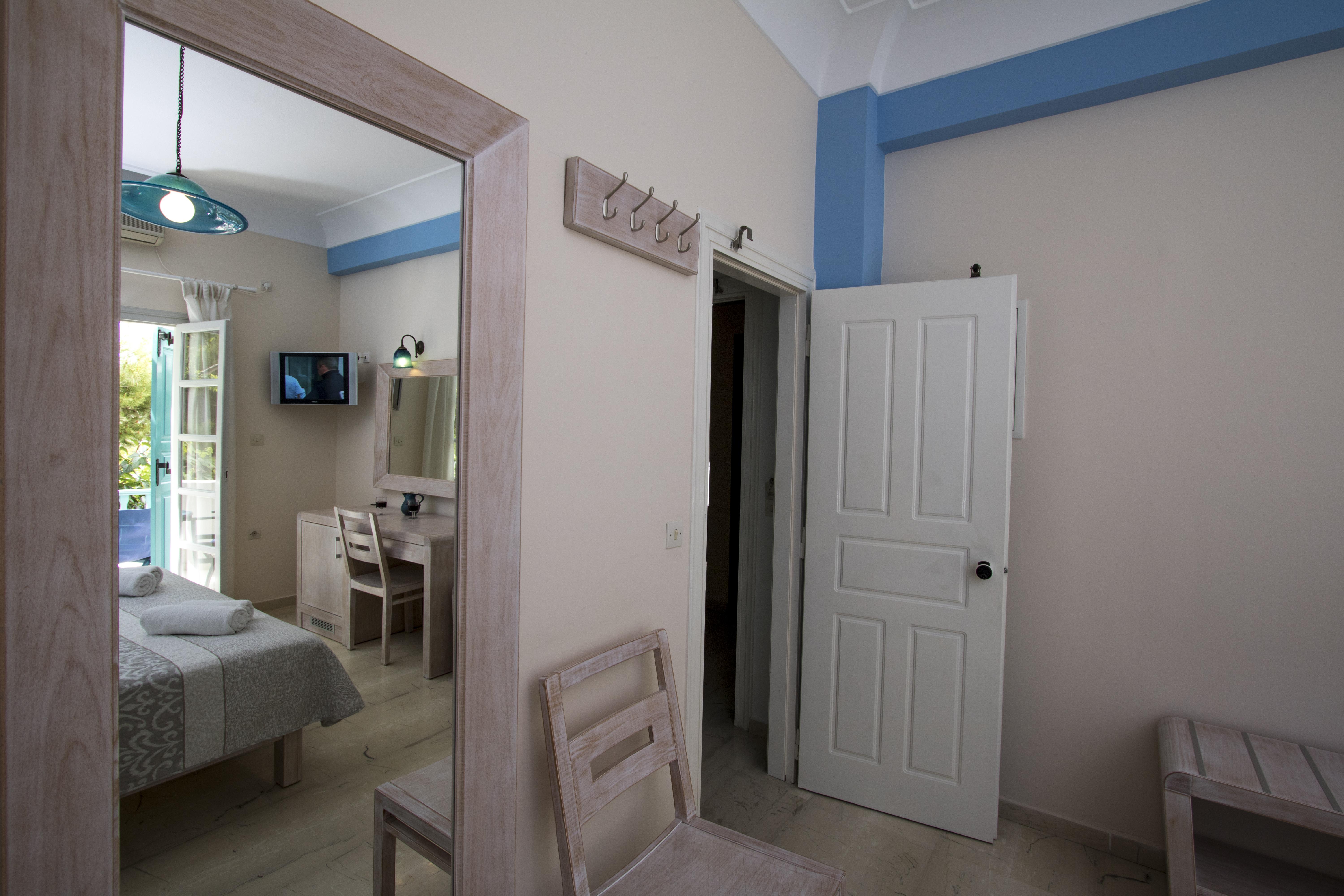Hotel Andreas Kamári المظهر الخارجي الصورة