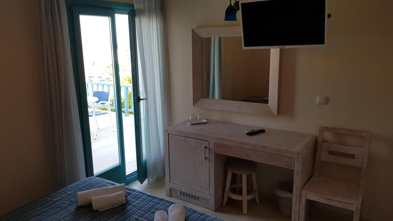 Hotel Andreas Kamári المظهر الخارجي الصورة